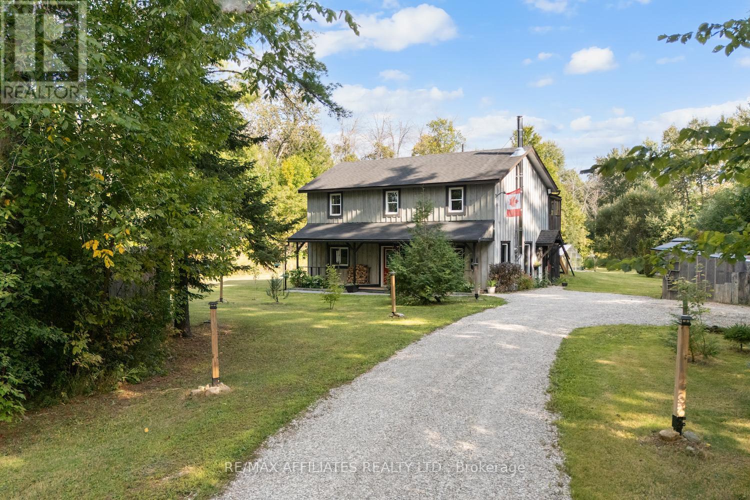 709 Drummond Concession 5b Road, Drummond/north Elmsley, Ontario  K7H 3C8 - Photo 2 - X12393296