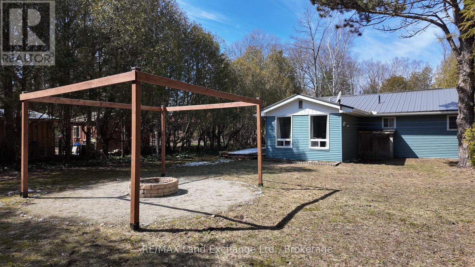 304 Maple Street, Huron-Kinloss, Ontario  N2Z 2X3 - Photo 21 - X12393304