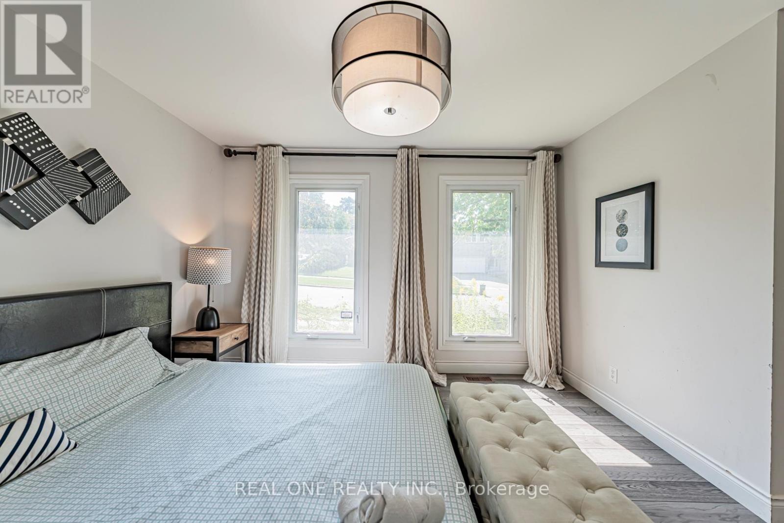 25 Tumbleweed Road, Toronto, Ontario  M2J 2N2 - Photo 23 - C12393234