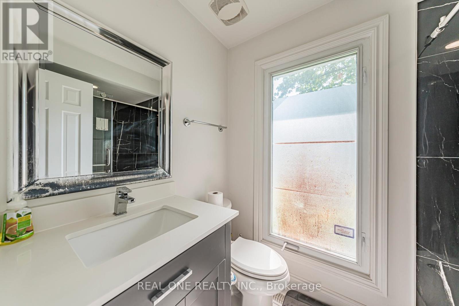 25 Tumbleweed Road, Toronto, Ontario  M2J 2N2 - Photo 27 - C12393234