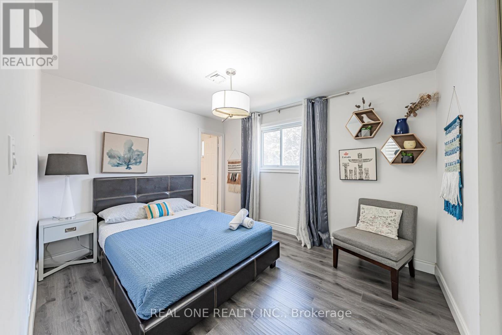 25 Tumbleweed Road, Toronto, Ontario  M2J 2N2 - Photo 33 - C12393234