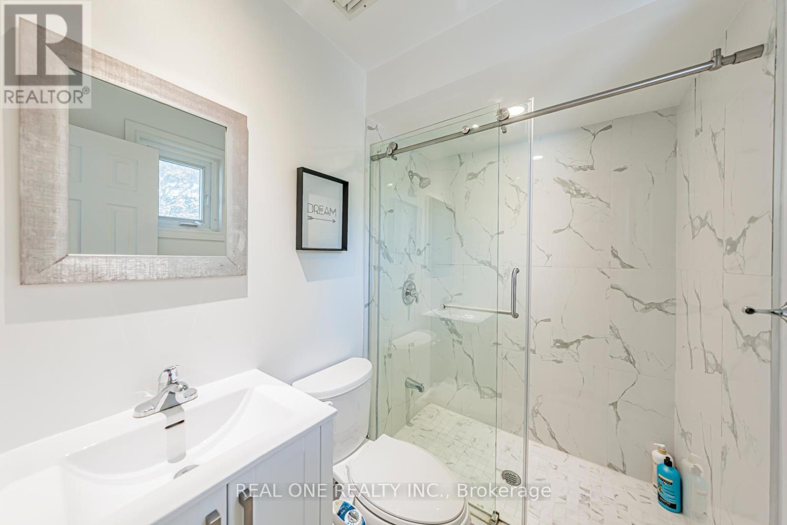 25 Tumbleweed Road, Toronto, Ontario  M2J 2N2 - Photo 35 - C12393234
