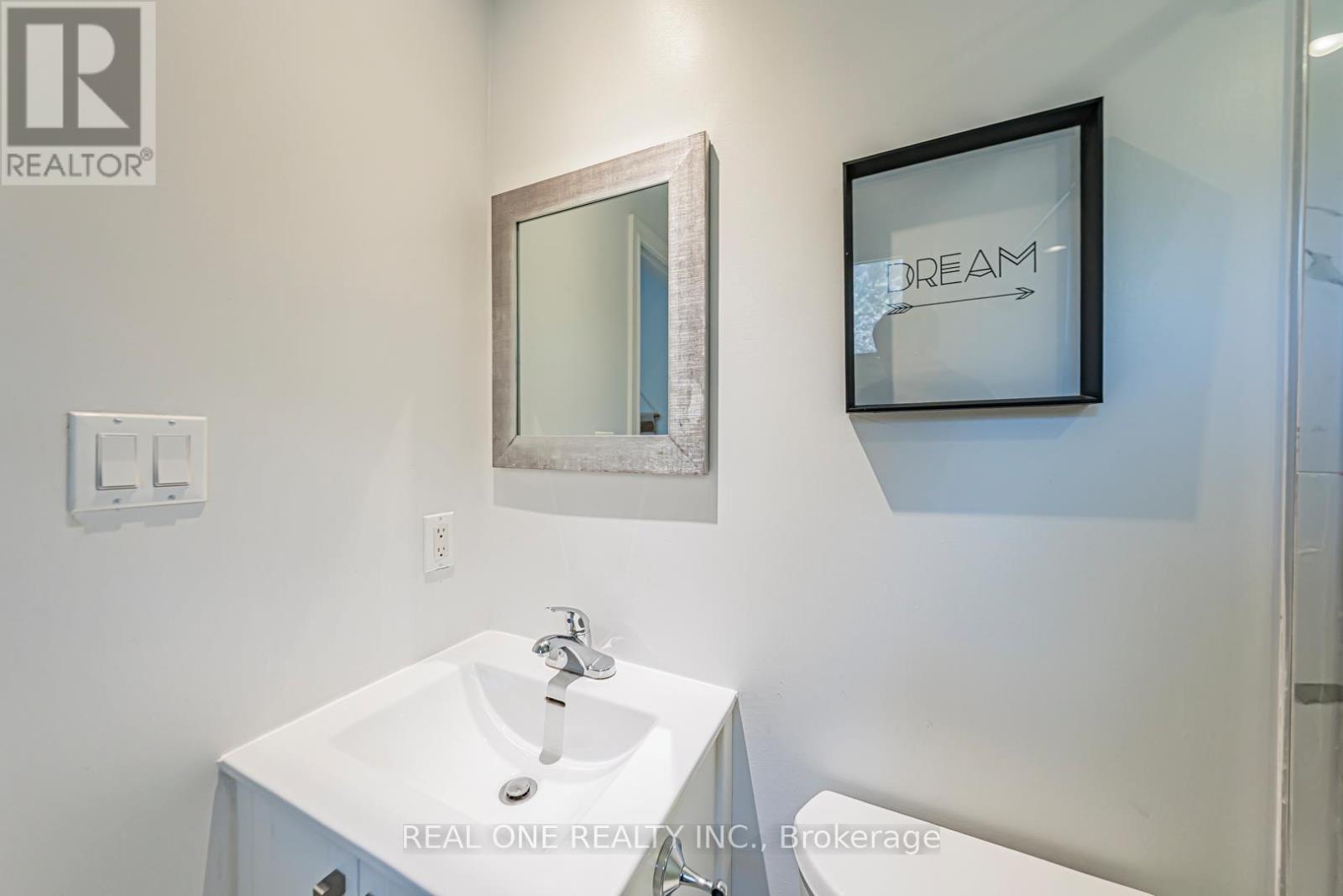 25 Tumbleweed Road, Toronto, Ontario  M2J 2N2 - Photo 36 - C12393234