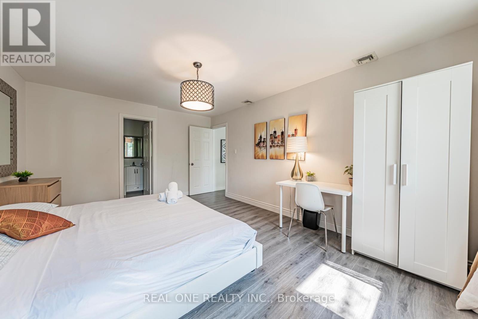 25 Tumbleweed Road, Toronto, Ontario  M2J 2N2 - Photo 44 - C12393234