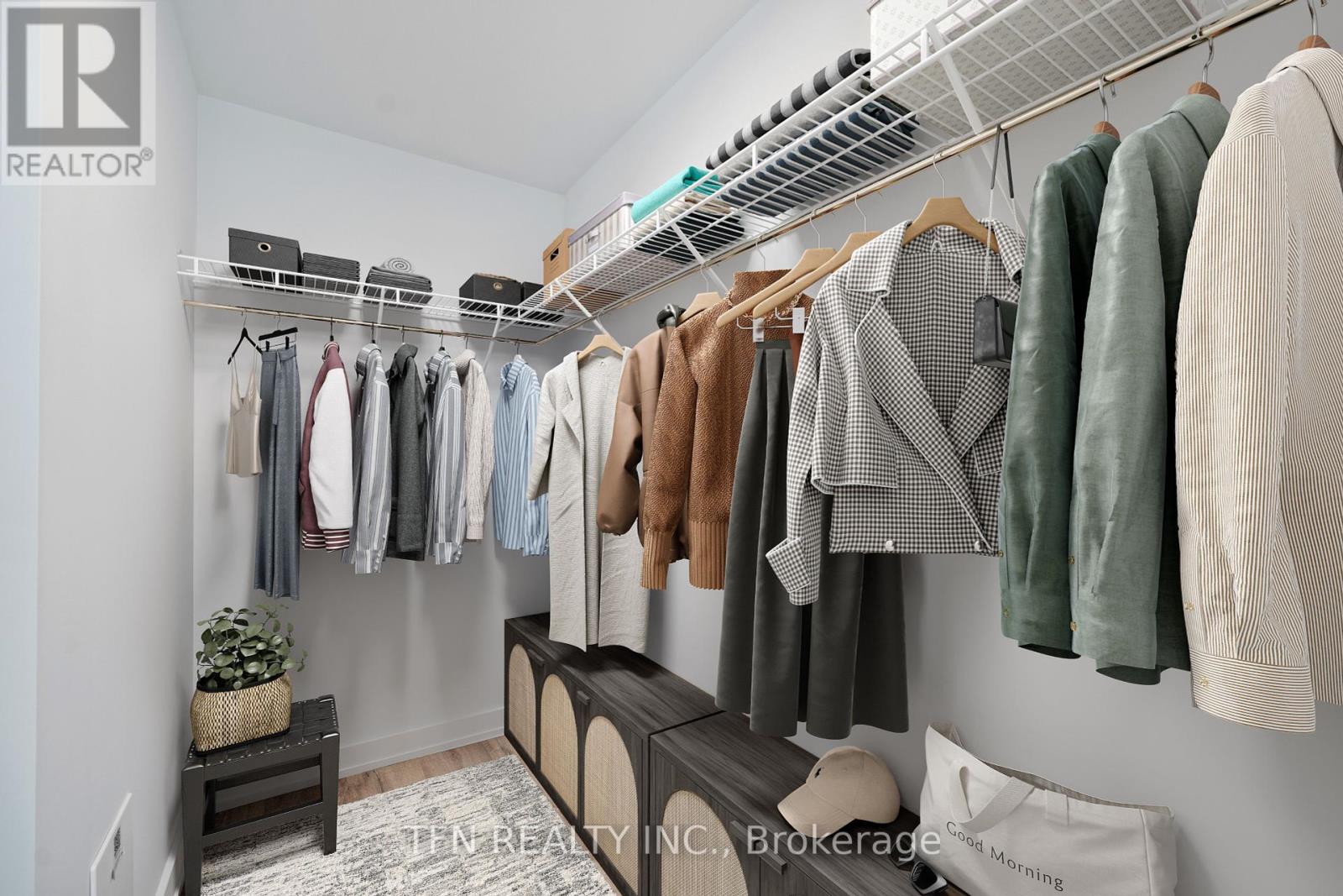 4704 - 327 King Street W, Toronto, Ontario  M5V 0W7 - Photo 8 - C12393241