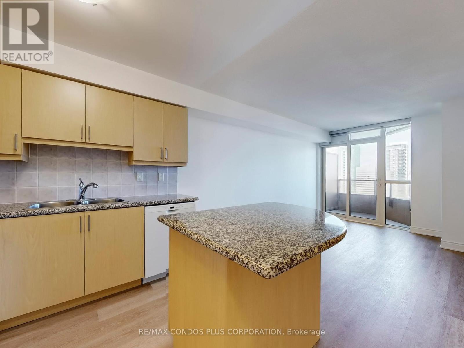 1801 - 78 Harrison Garden Boulevard, Toronto, Ontario  M2N 7E2 - Photo 11 - C12393278