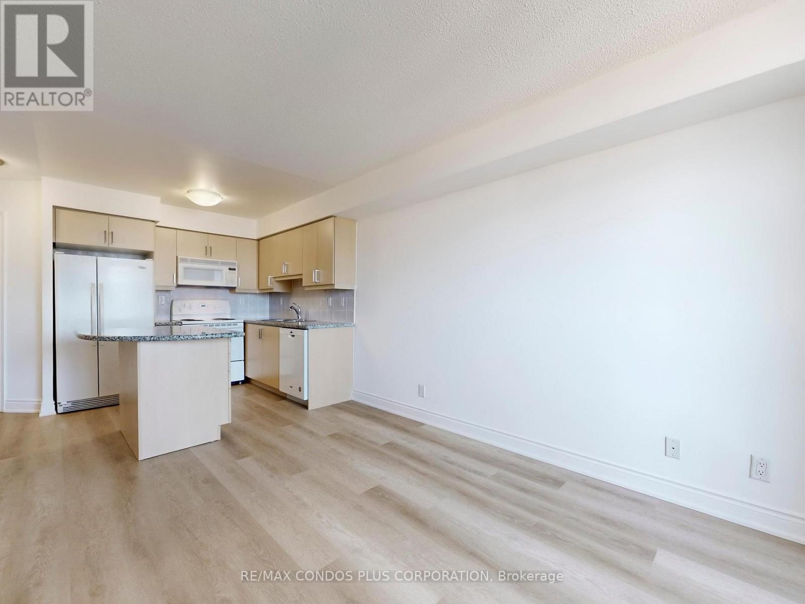 1801 - 78 Harrison Garden Boulevard, Toronto, Ontario  M2N 7E2 - Photo 16 - C12393278