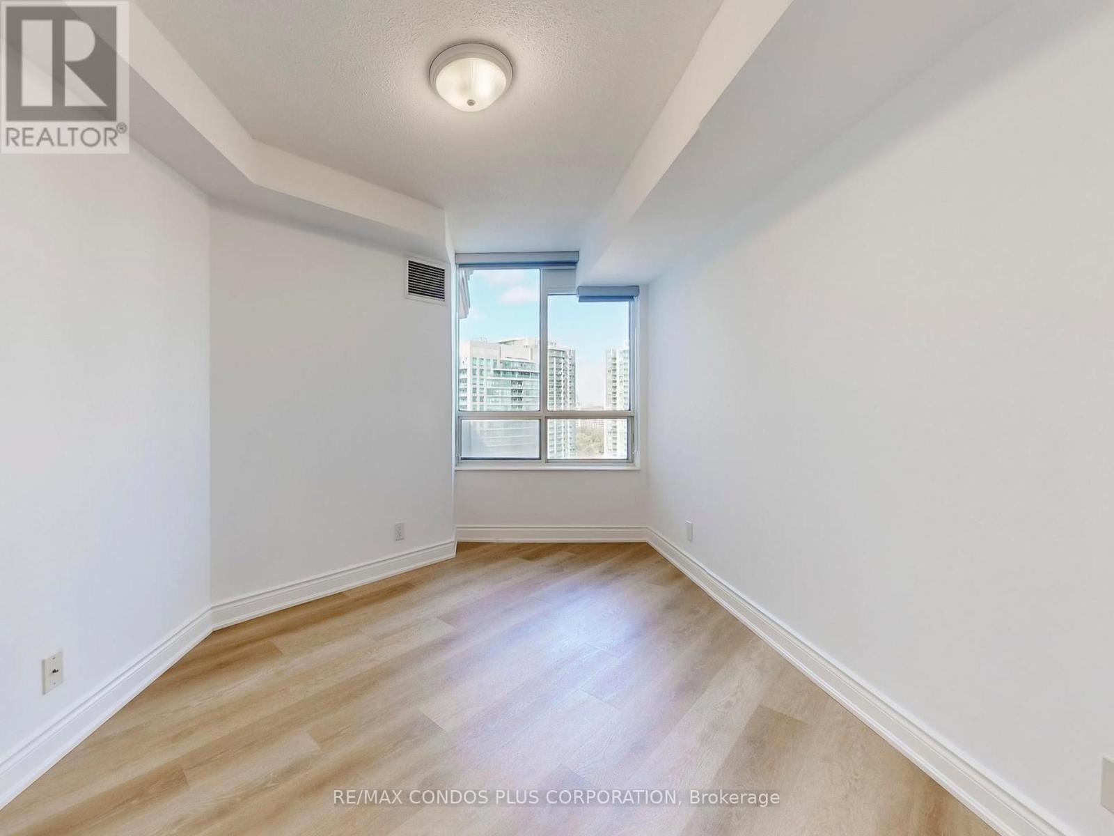 1801 - 78 Harrison Garden Boulevard, Toronto, Ontario  M2N 7E2 - Photo 23 - C12393278