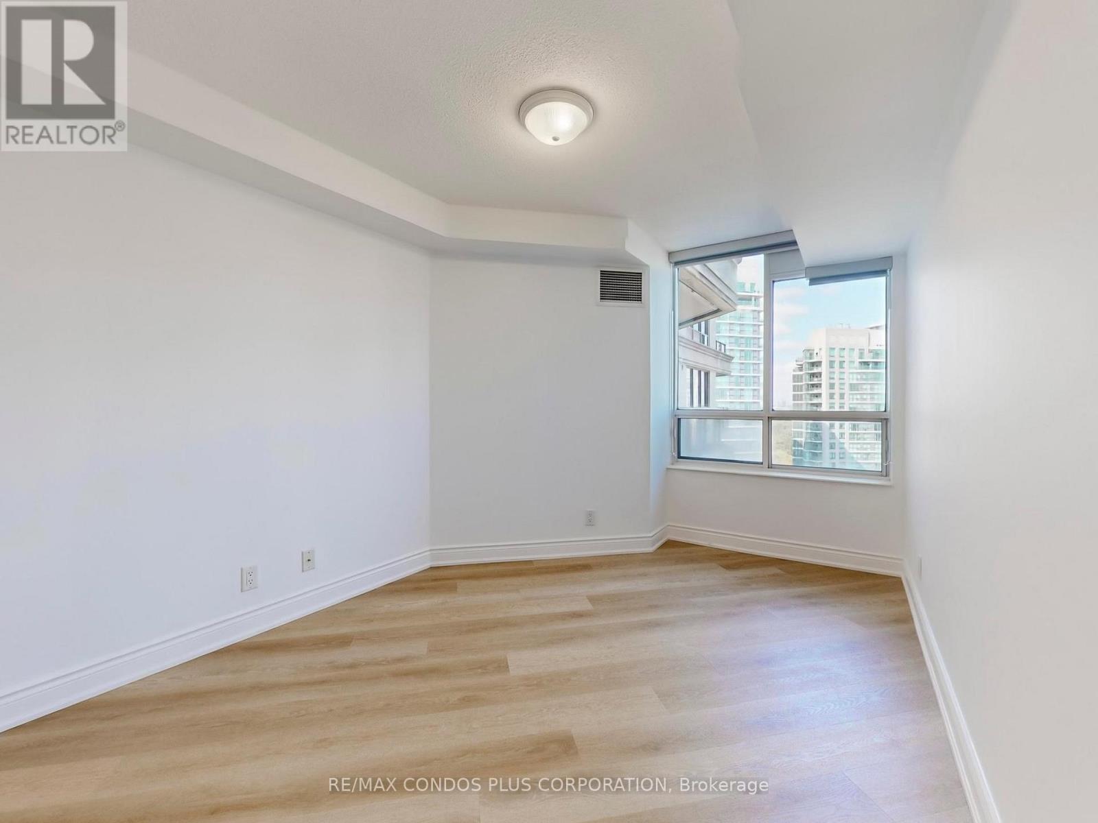 1801 - 78 Harrison Garden Boulevard, Toronto, Ontario  M2N 7E2 - Photo 24 - C12393278