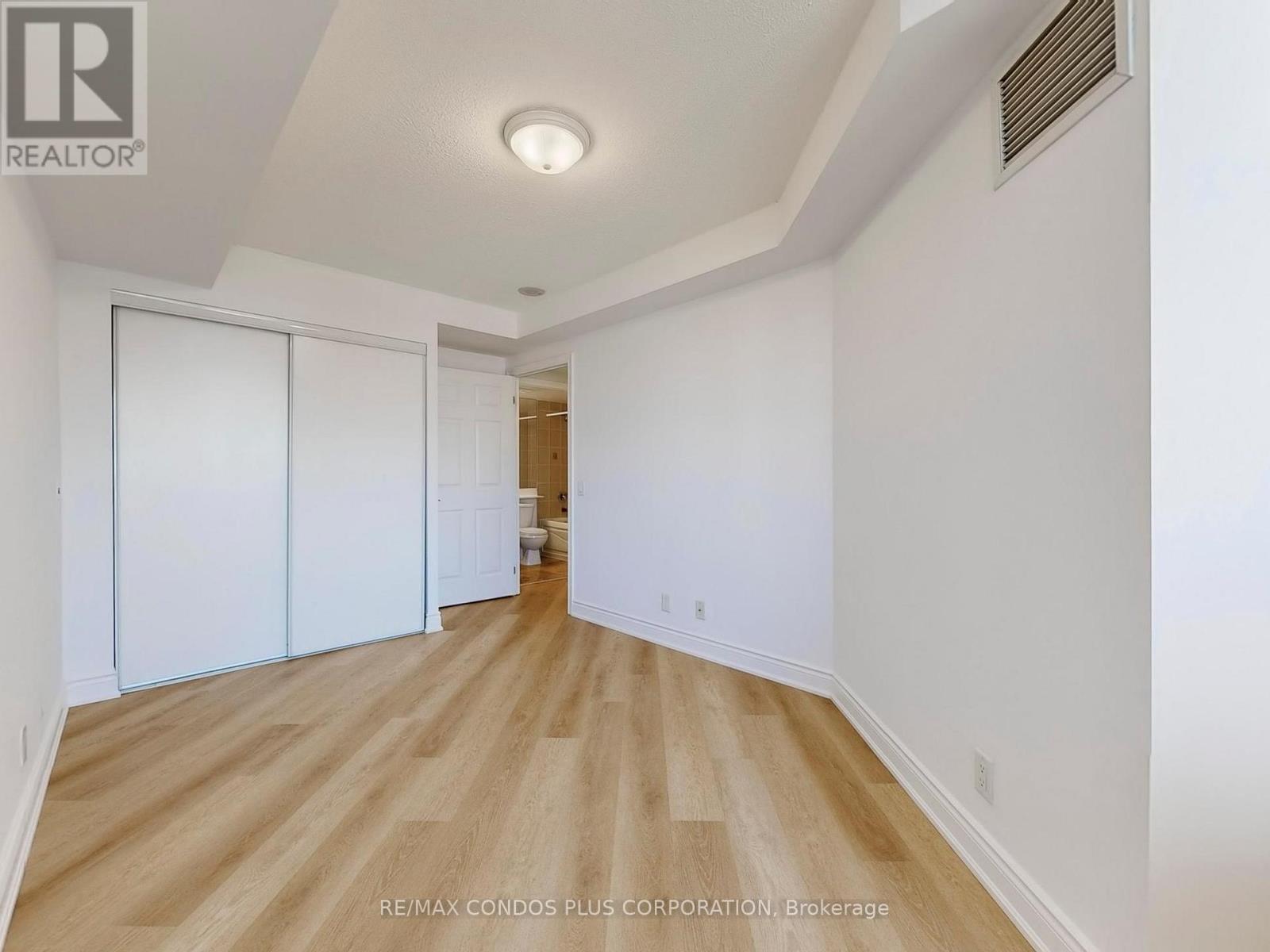 1801 - 78 Harrison Garden Boulevard, Toronto, Ontario  M2N 7E2 - Photo 25 - C12393278