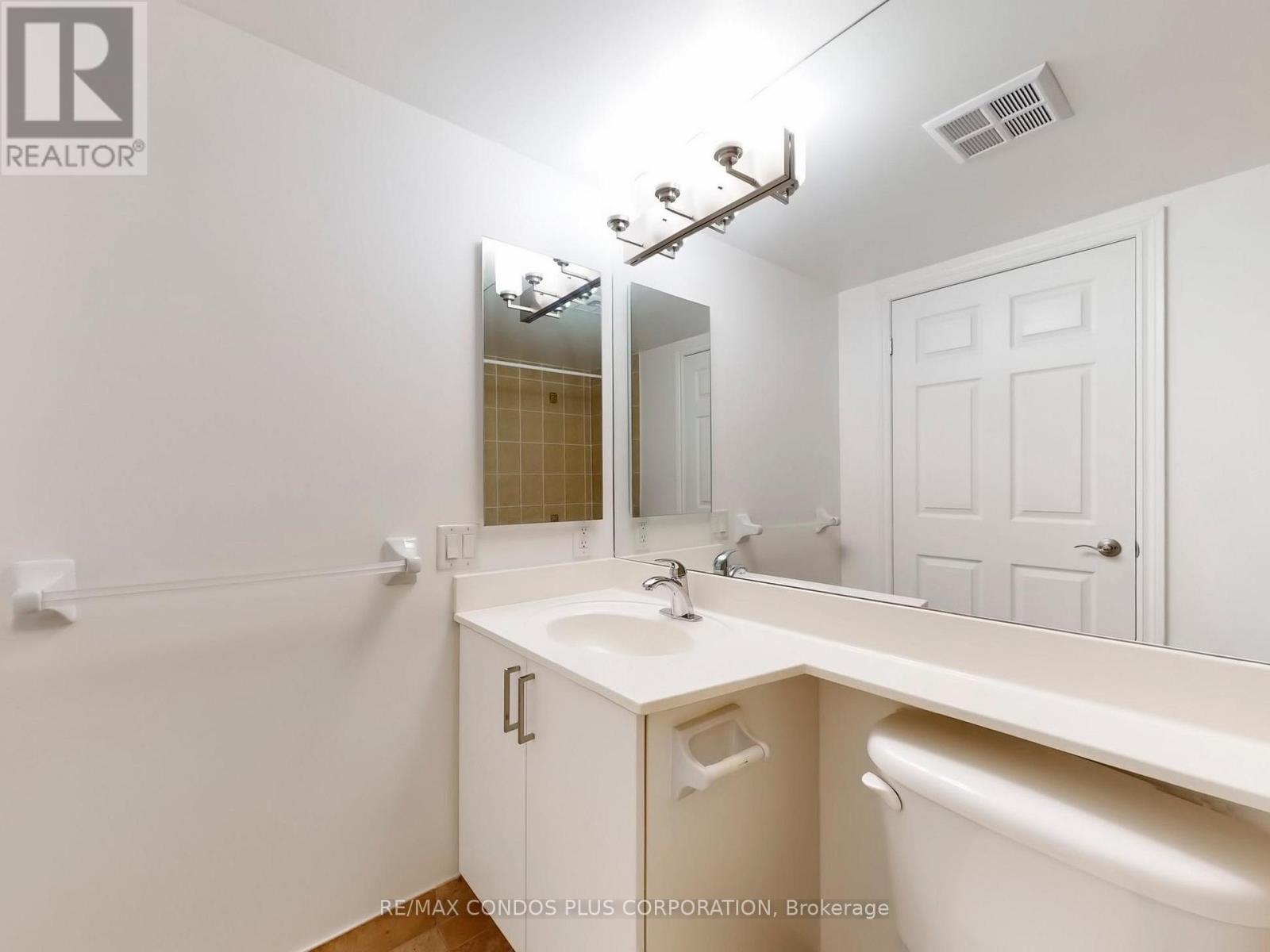1801 - 78 Harrison Garden Boulevard, Toronto, Ontario  M2N 7E2 - Photo 33 - C12393278