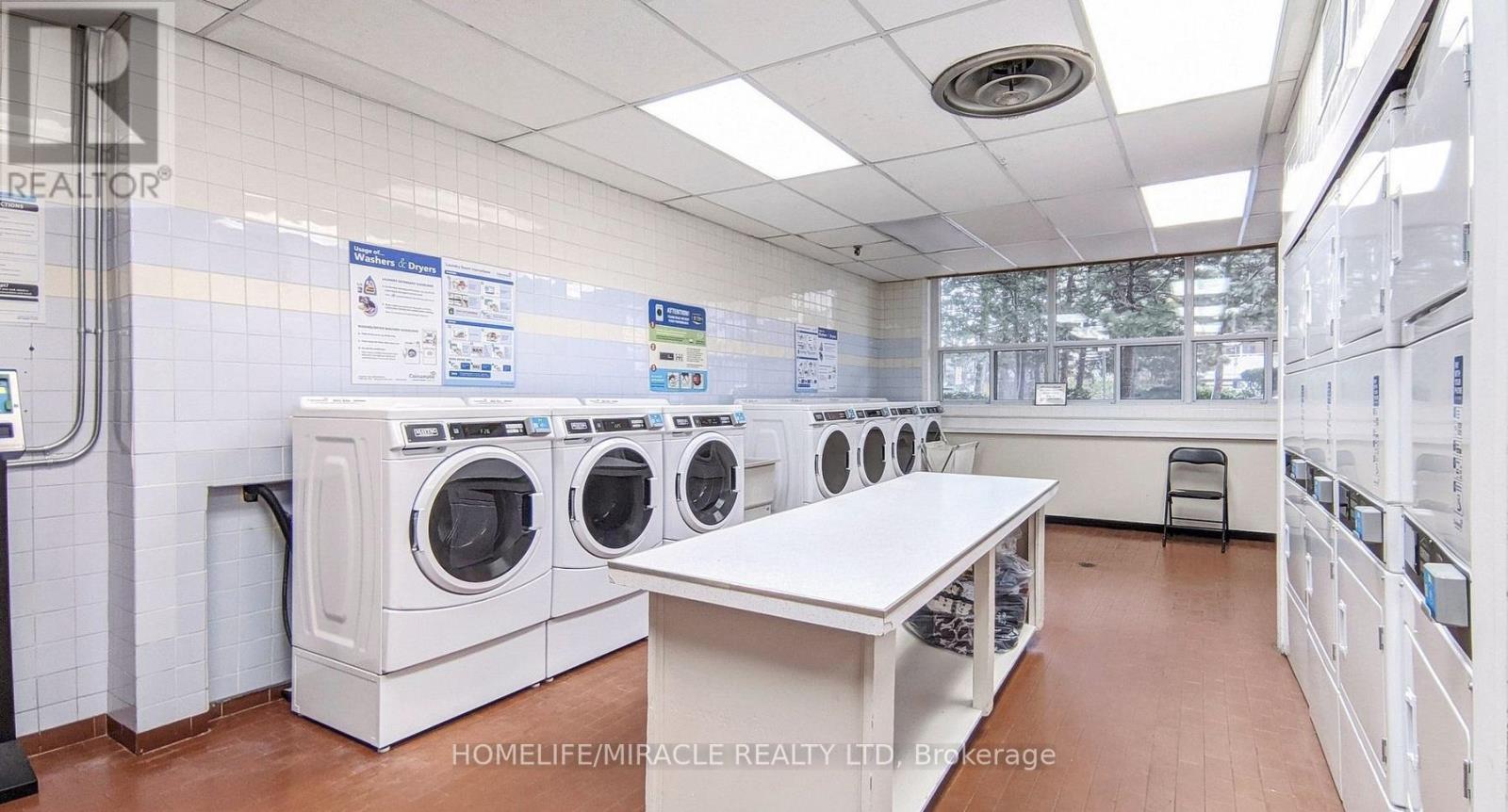 1819 - 5 Massey Square, Toronto, Ontario  M4C 5L6 - Photo 26 - E12393230