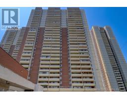 1819 - 5 MASSEY SQUARE, Toronto, Ontario