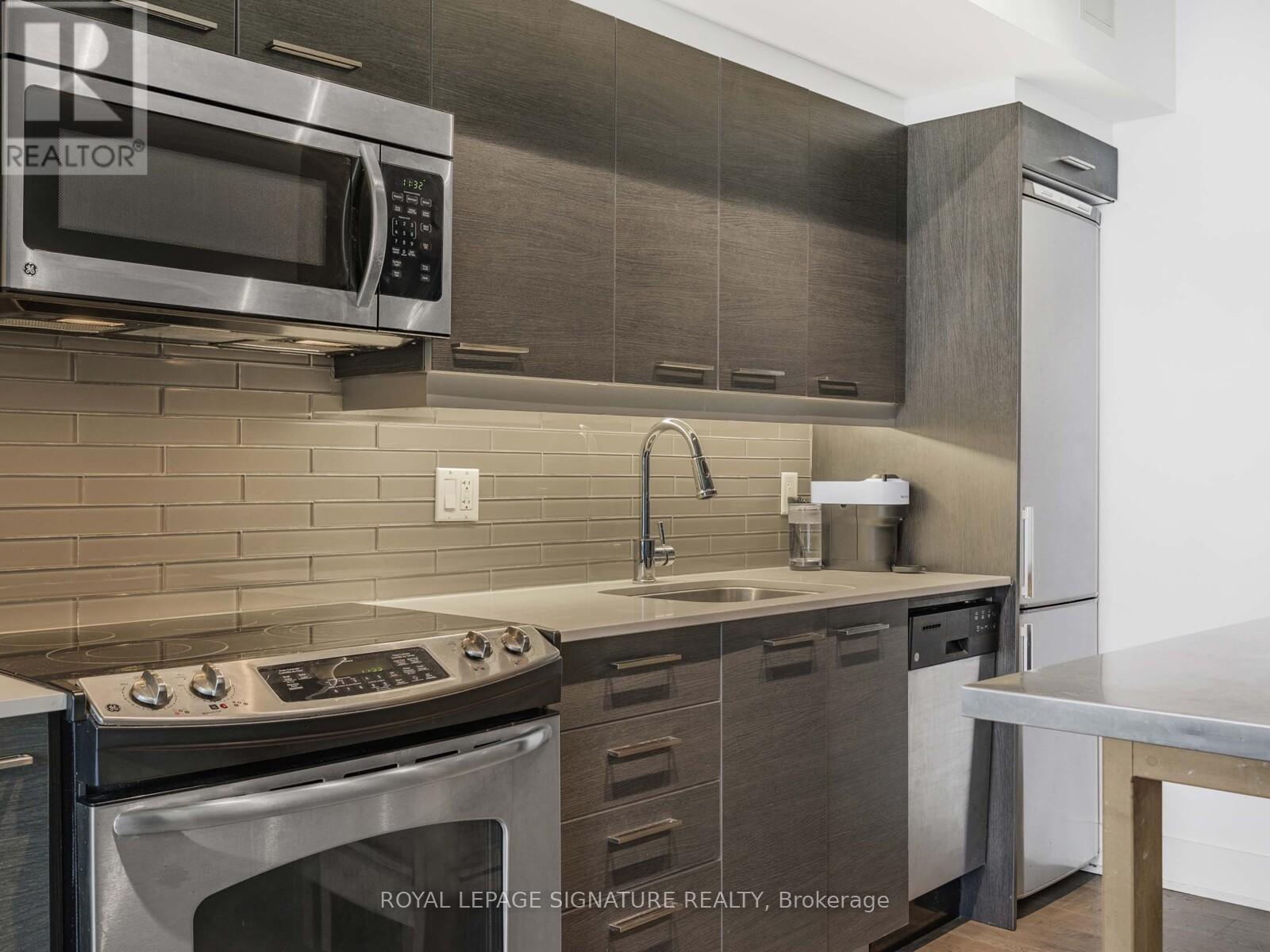 217 - 630 Queen Street E, Toronto, Ontario  M4M 1G3 - Photo 7 - E12393255