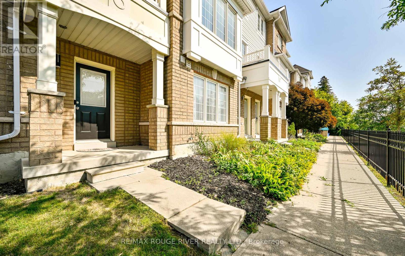 20 - 1790 Finch Avenue, Pickering (Village East), Ontario  L1V 0A1 - Photo 2 - E12393287