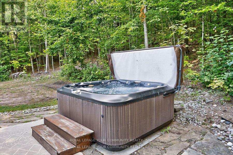 135 Huronwoods Drive, Oro-Medonte, Ontario  L0K 1E0 - Photo 40 - S12393237