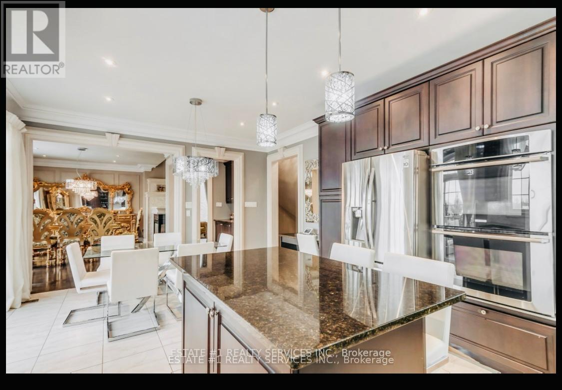 4 Agincourt Circle, Brampton, Ontario  L6X 2M4 - Photo 23 - W12393249