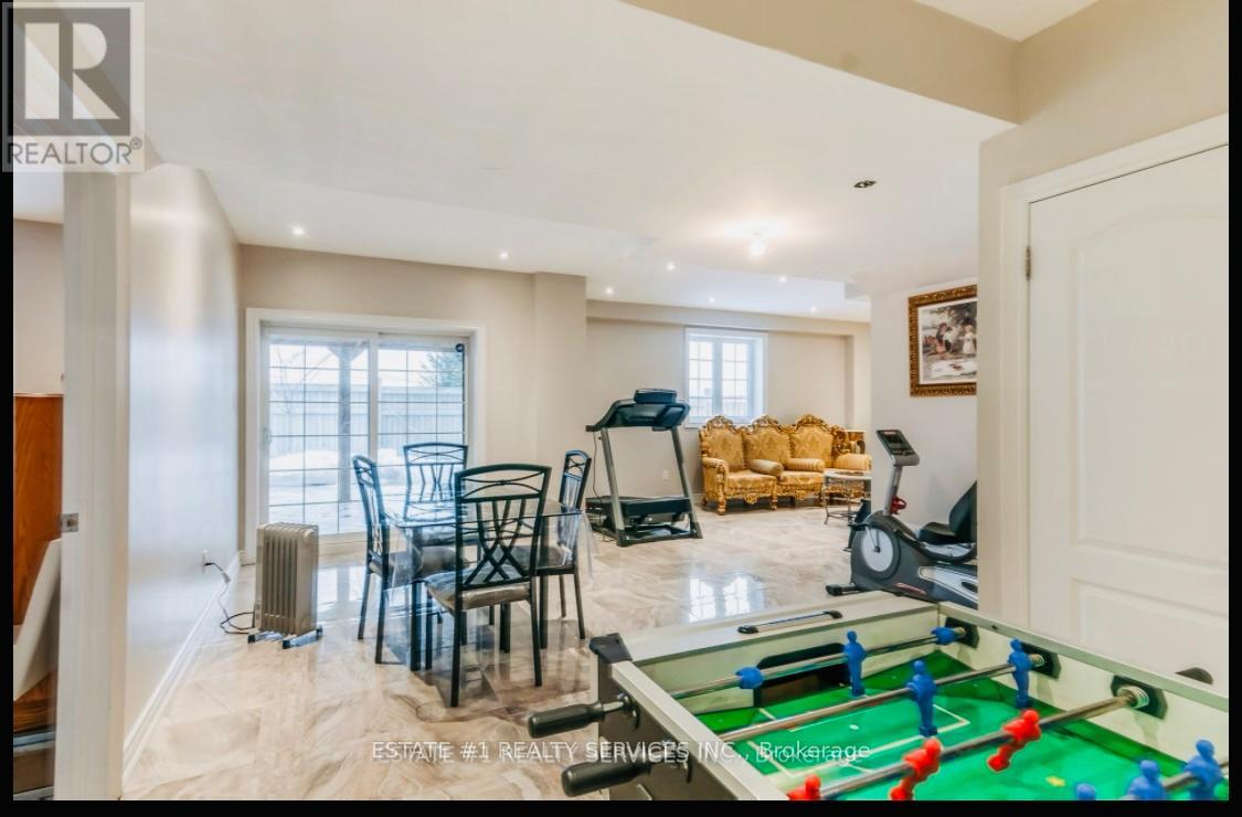 4 Agincourt Circle, Brampton, Ontario  L6X 2M4 - Photo 28 - W12393249