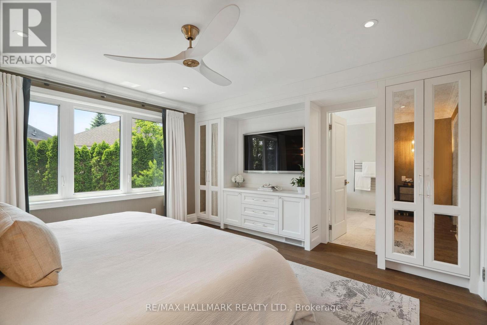 2092 Pinevalley Crescent, Oakville (Jc Joshua Creek), Ontario  L6H 6L8 - Photo 16 - W12393260
