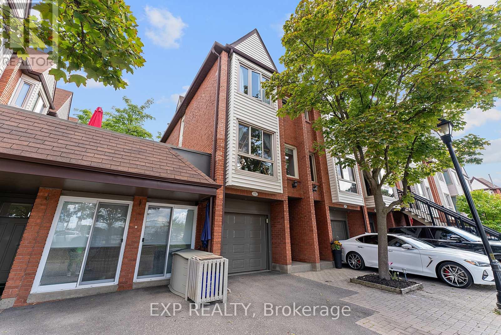 532 - 895 MAPLE AVENUE, Burlington, Ontario