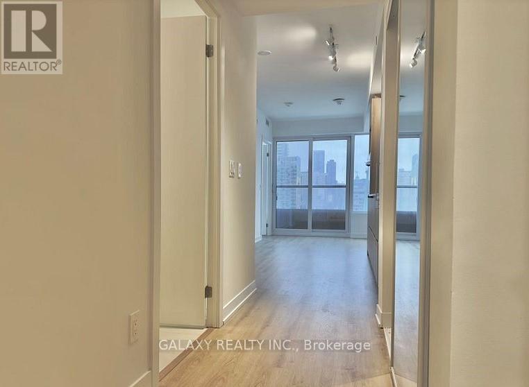 1706 - 319 Jarvis Street, Toronto (Moss Park), Ontario  M5B 0C8 - Photo 14 - C12393292