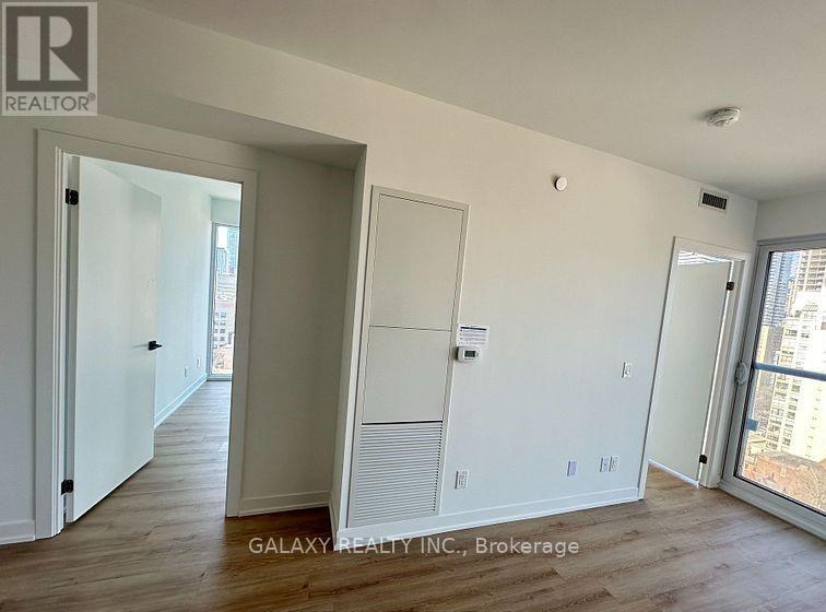 1706 - 319 Jarvis Street, Toronto (Moss Park), Ontario  M5B 0C8 - Photo 15 - C12393292