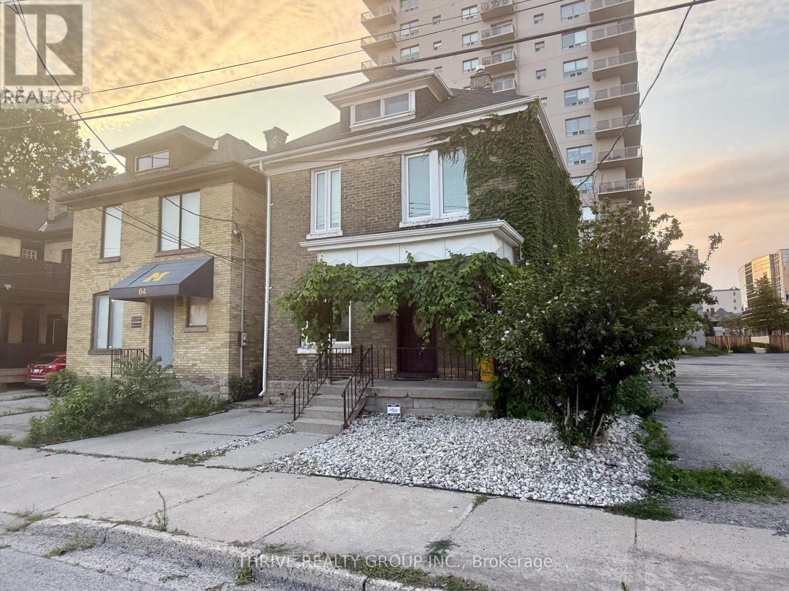 66 FULLARTON STREET, London East, Ontario