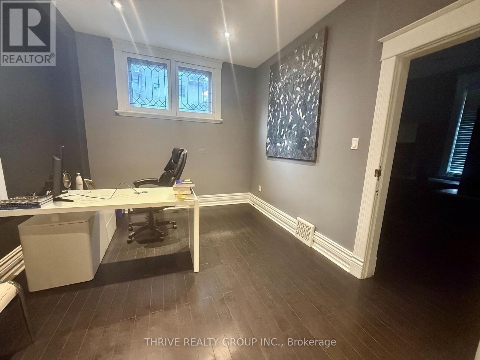 66 Fullarton Street, London East, Ontario  N6A 1K1 - Photo 5 - X12393308