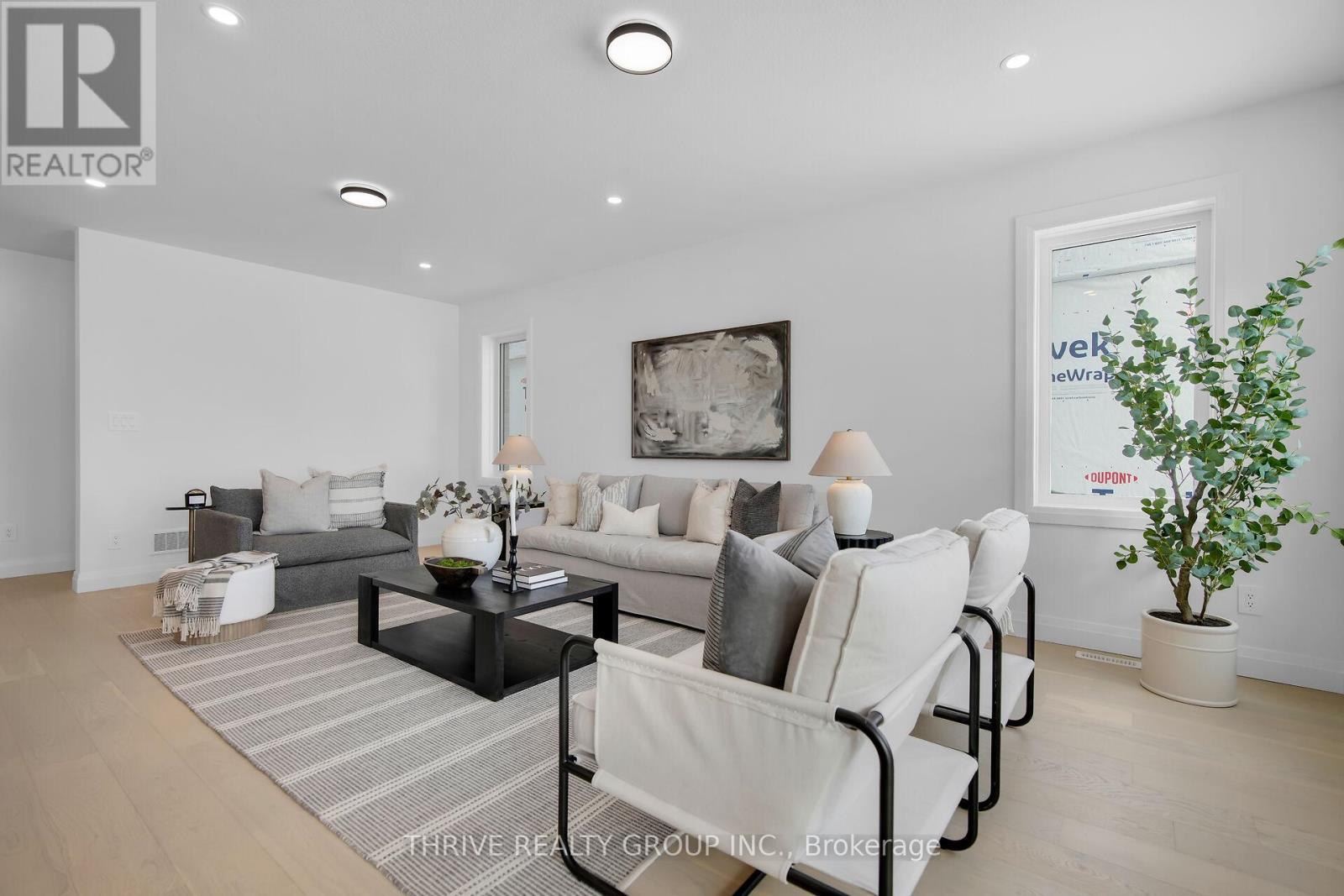 2400 Jordan Boulevard, London North (North S), Ontario  N6G 3R5 - Photo 6 - X12393357