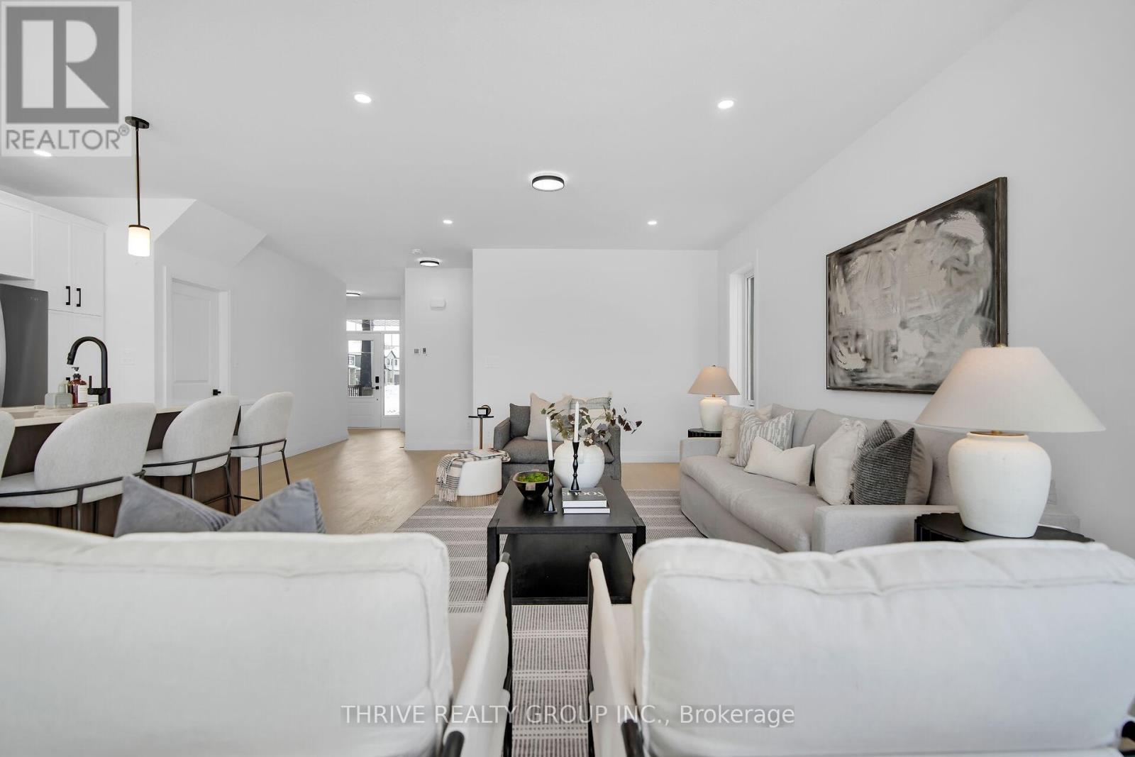 2400 Jordan Boulevard, London North (North S), Ontario  N6G 3R5 - Photo 7 - X12393357
