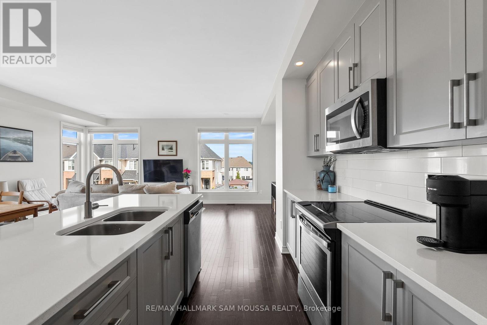 625 Cartographe Street, Ottawa, Ontario  K4A 1J7 - Photo 17 - X12393325