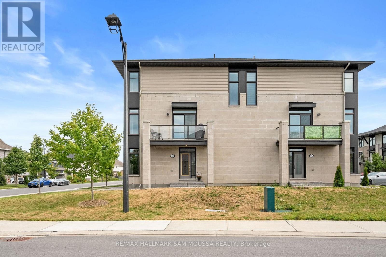 625 Cartographe Street, Ottawa, Ontario  K4A 1J7 - Photo 4 - X12393325