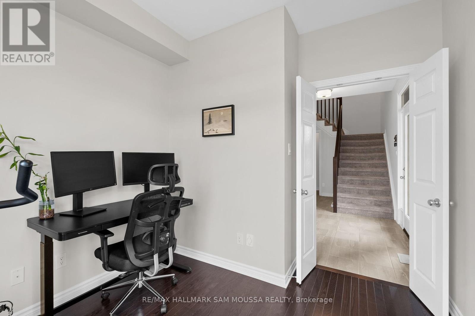 625 Cartographe Street, Ottawa, Ontario  K4A 1J7 - Photo 9 - X12393325
