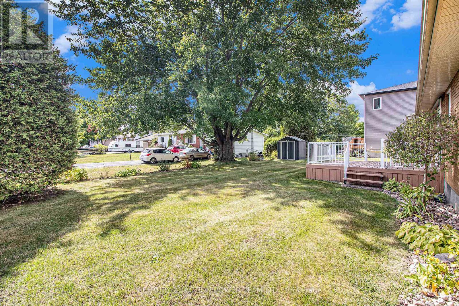 2 Champagne Street, North Stormont, Ontario  K0A 1R0 - Photo 25 - X12393331