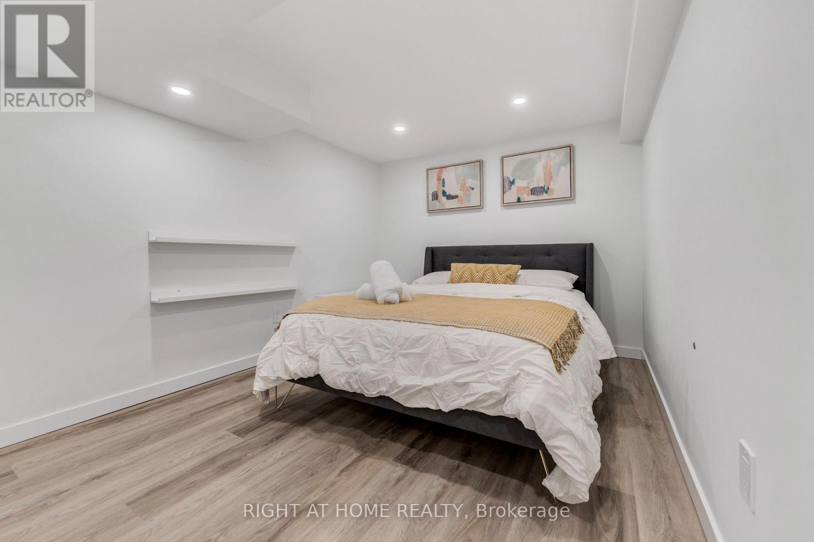 11 Nickel Street, St. Catharines, Ontario  L2M 1L4 - Photo 27 - X12393297