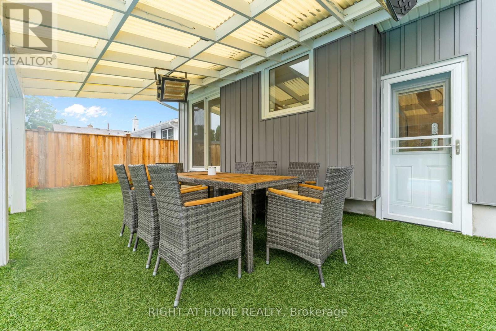 11 Nickel Street, St. Catharines, Ontario  L2M 1L4 - Photo 34 - X12393297