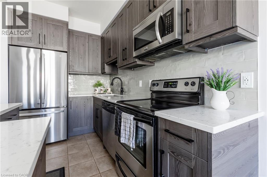56 Marina Point Crescent, Hamilton, Ontario  L8E 0E4 - Photo 23 - 40767216