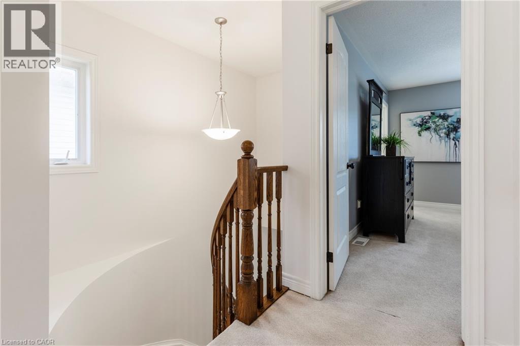 56 Marina Point Crescent, Hamilton, Ontario  L8E 0E4 - Photo 28 - 40767216