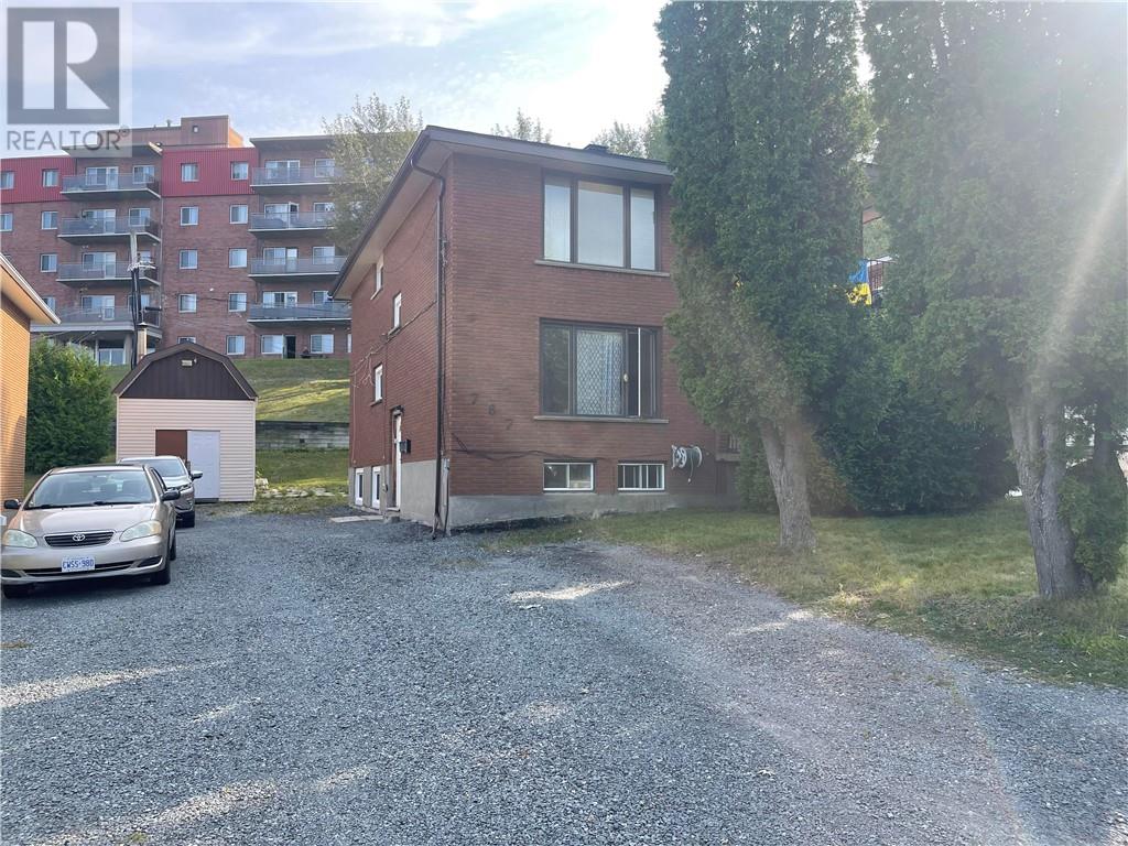 767 Burton Street, Sudbury, Ontario  P3C 4L4 - Photo 3 - 2124609
