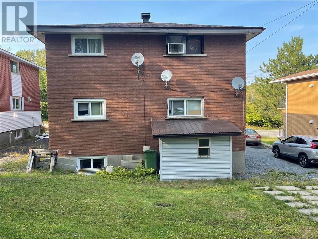 767 Burton Street, Sudbury, Ontario  P3C 4L4 - Photo 4 - 2124609