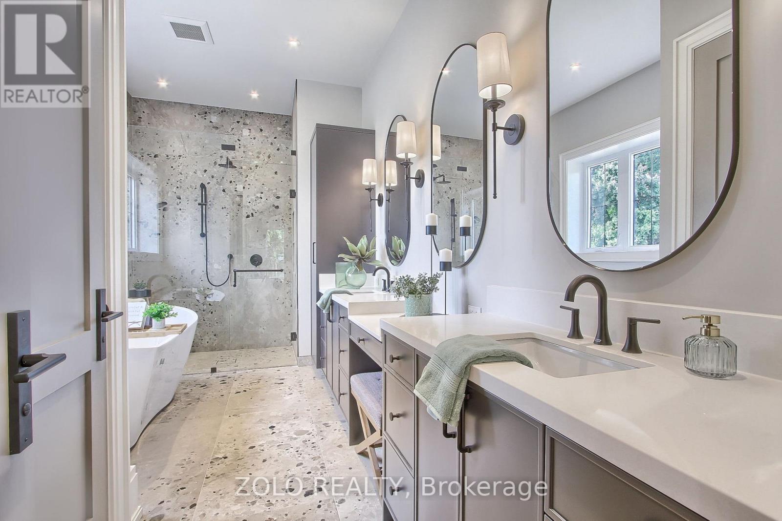 27088 Kennedy Road, Georgina, Ontario  L0E 1S0 - Photo 24 - N12393360