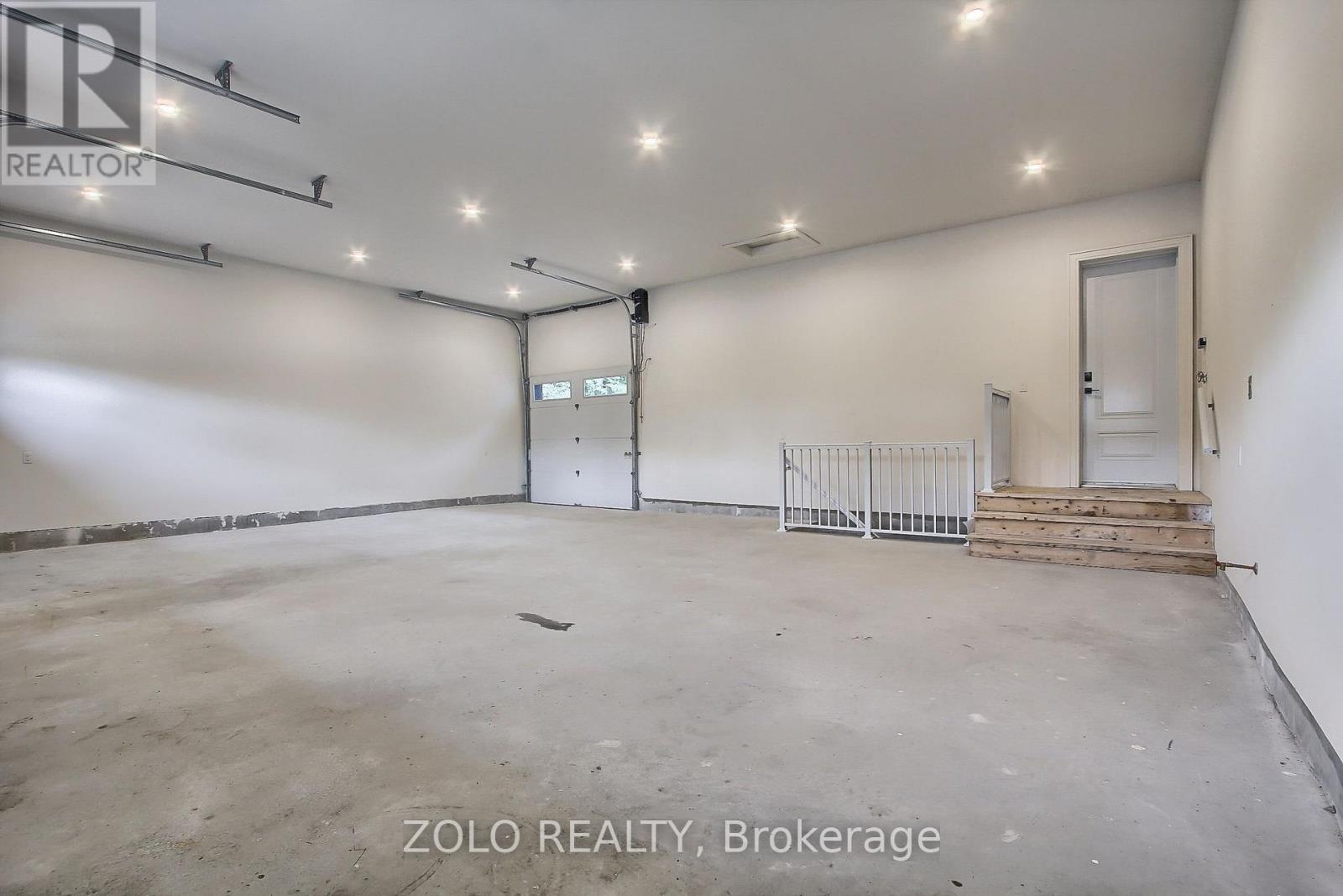 27088 Kennedy Road, Georgina, Ontario  L0E 1S0 - Photo 38 - N12393360