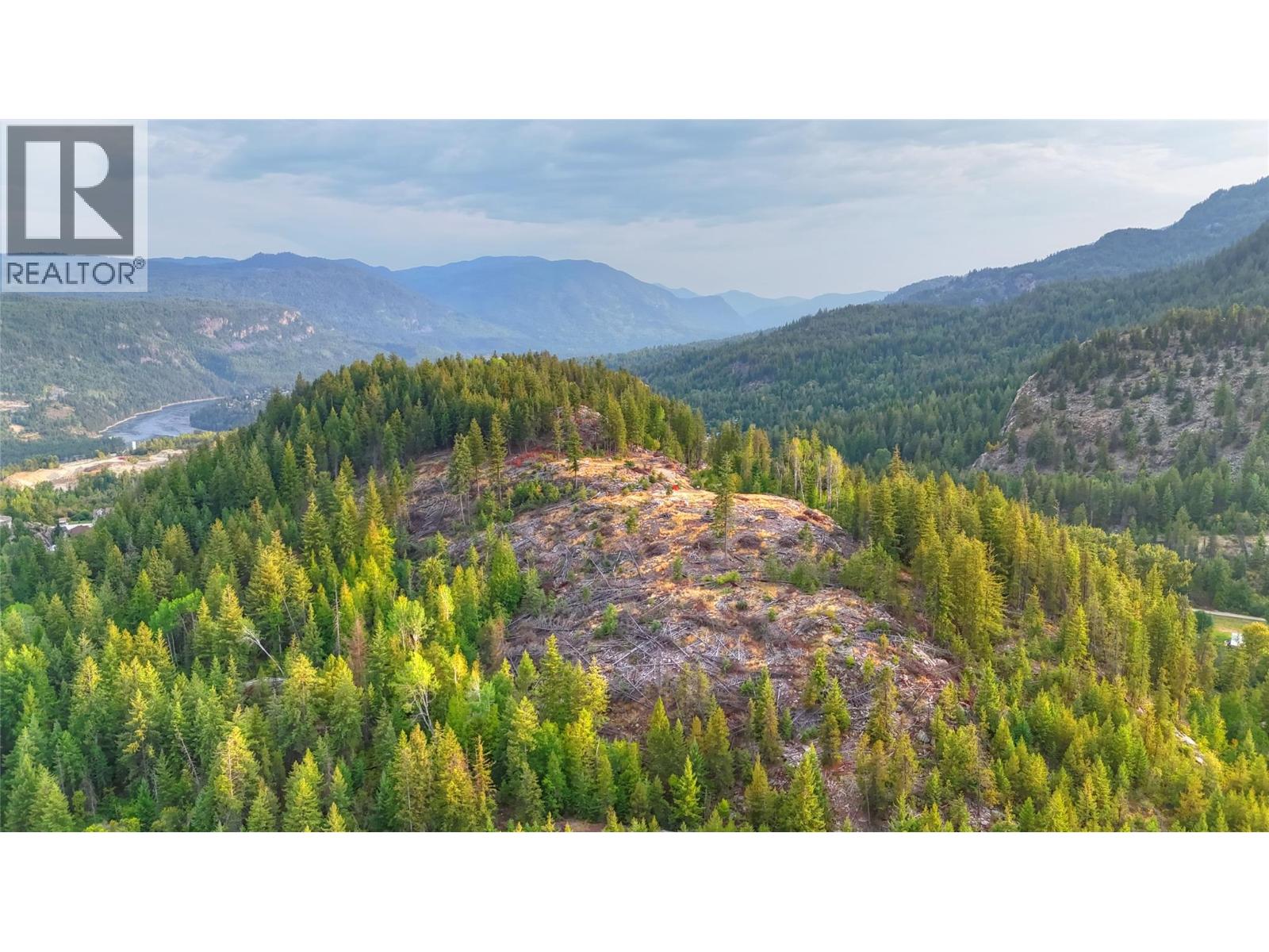 3400 14 Avenue, Castlegar, British Columbia  V1N 4J2 - Photo 3 - 10362331