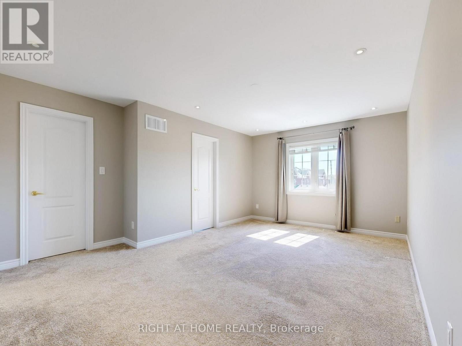 537 Vaughan Court, Milton, Ontario  L9T 8A7 - Photo 21 - W12393361