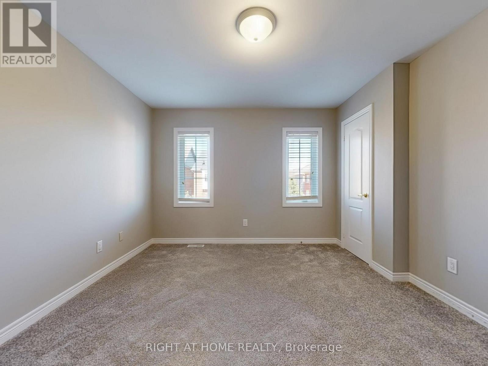537 Vaughan Court, Milton, Ontario  L9T 8A7 - Photo 30 - W12393361