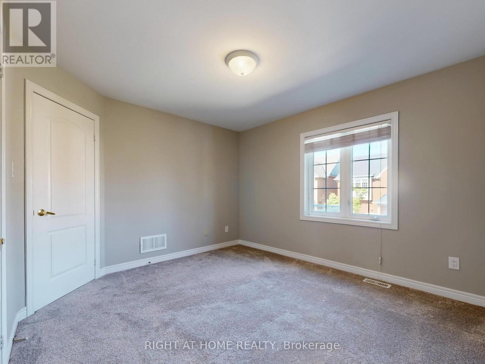 537 Vaughan Court, Milton, Ontario  L9T 8A7 - Photo 32 - W12393361