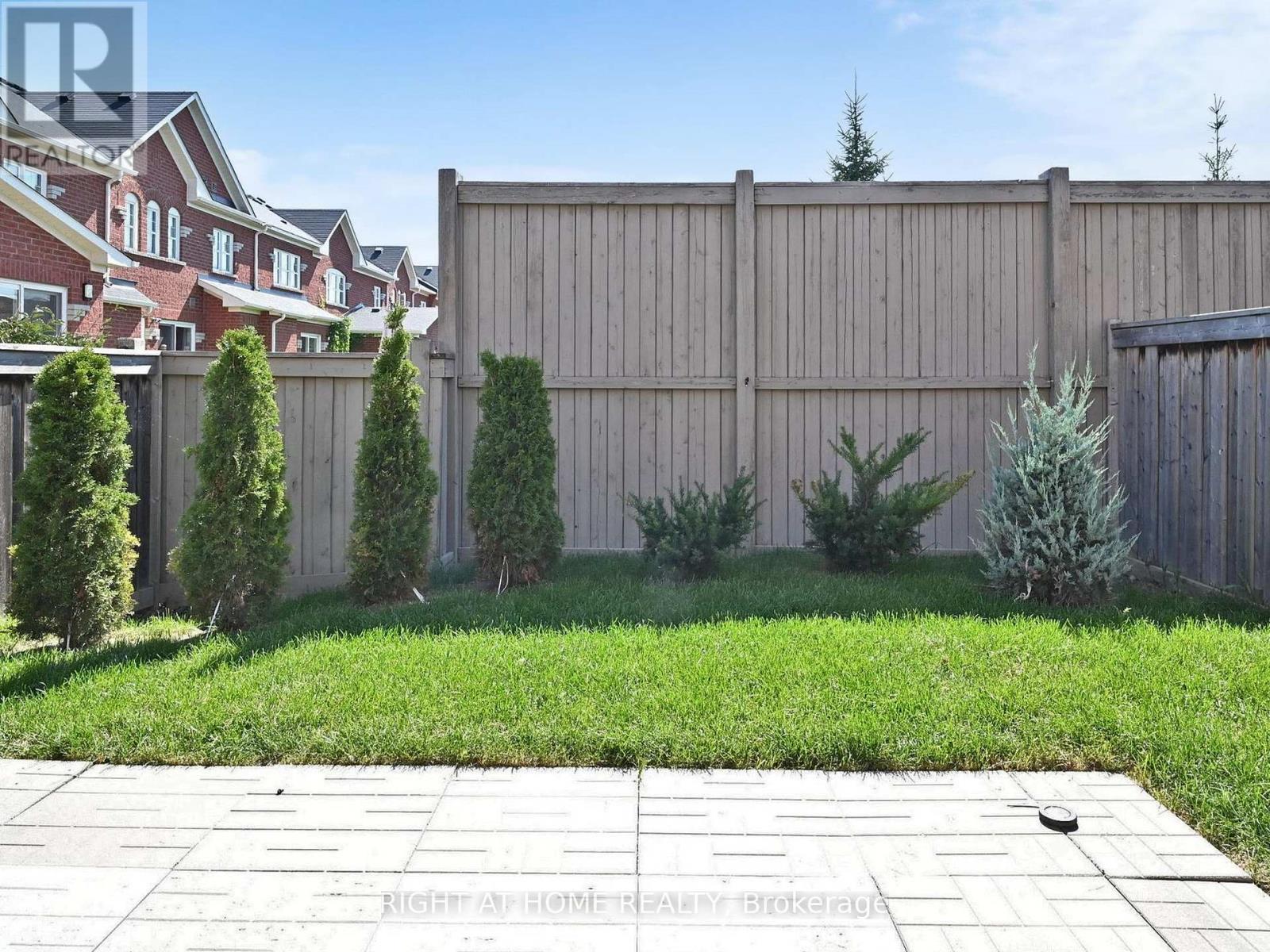 537 Vaughan Court, Milton, Ontario  L9T 8A7 - Photo 43 - W12393361