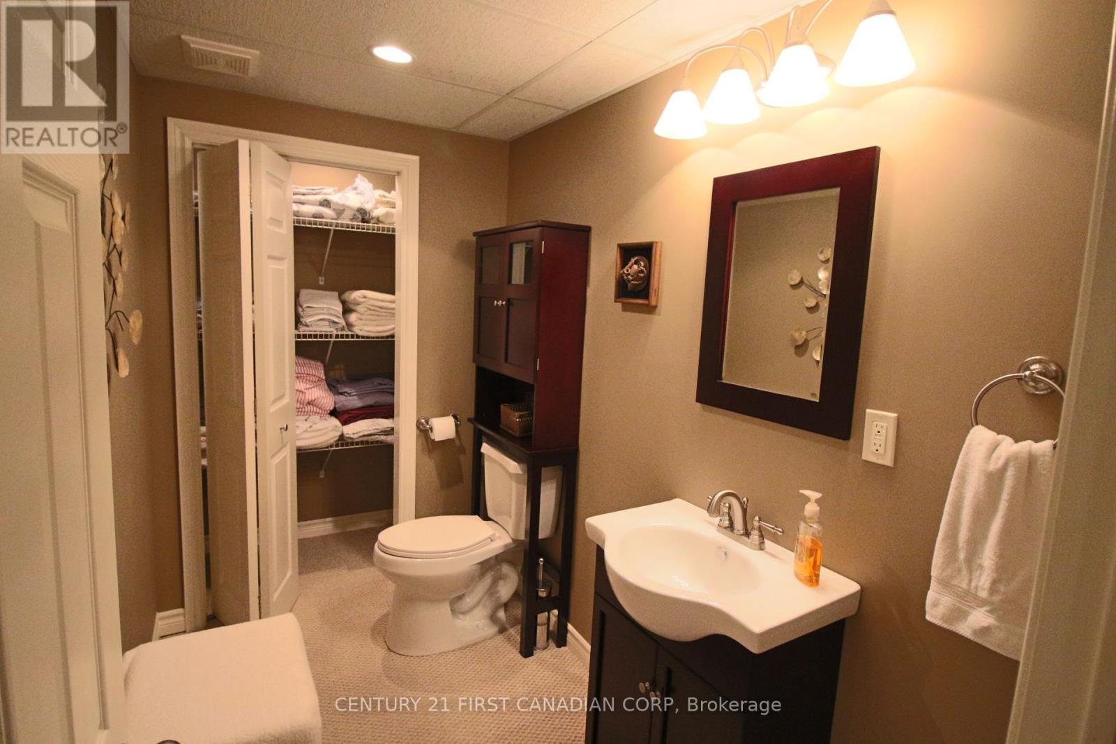 1741 Estevan Road, London North, Ontario  N5X 2G8 - Photo 28 - X12393390