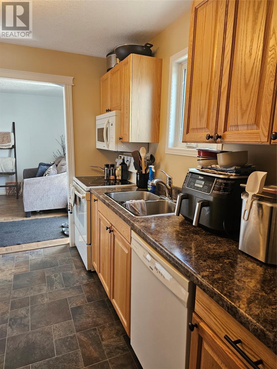 6 Currie Avenue, Channel-Port Aux Basques, Newfoundland & Labrador  A0M 1C0 - Photo 16 - 1290184