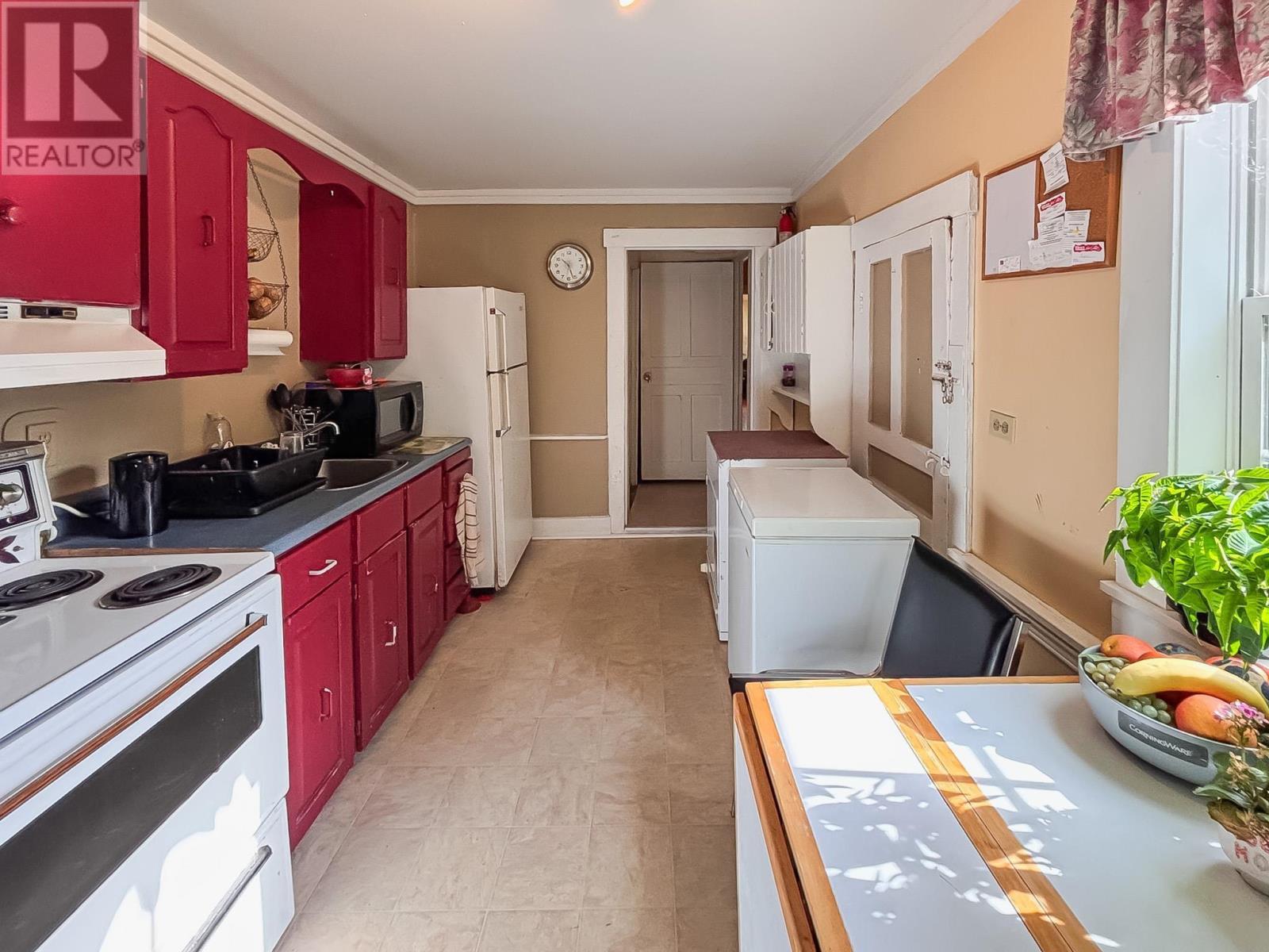 57 King Street, Bridgewater, Nova Scotia  B4V 1A1 - Photo 34 - 202522858